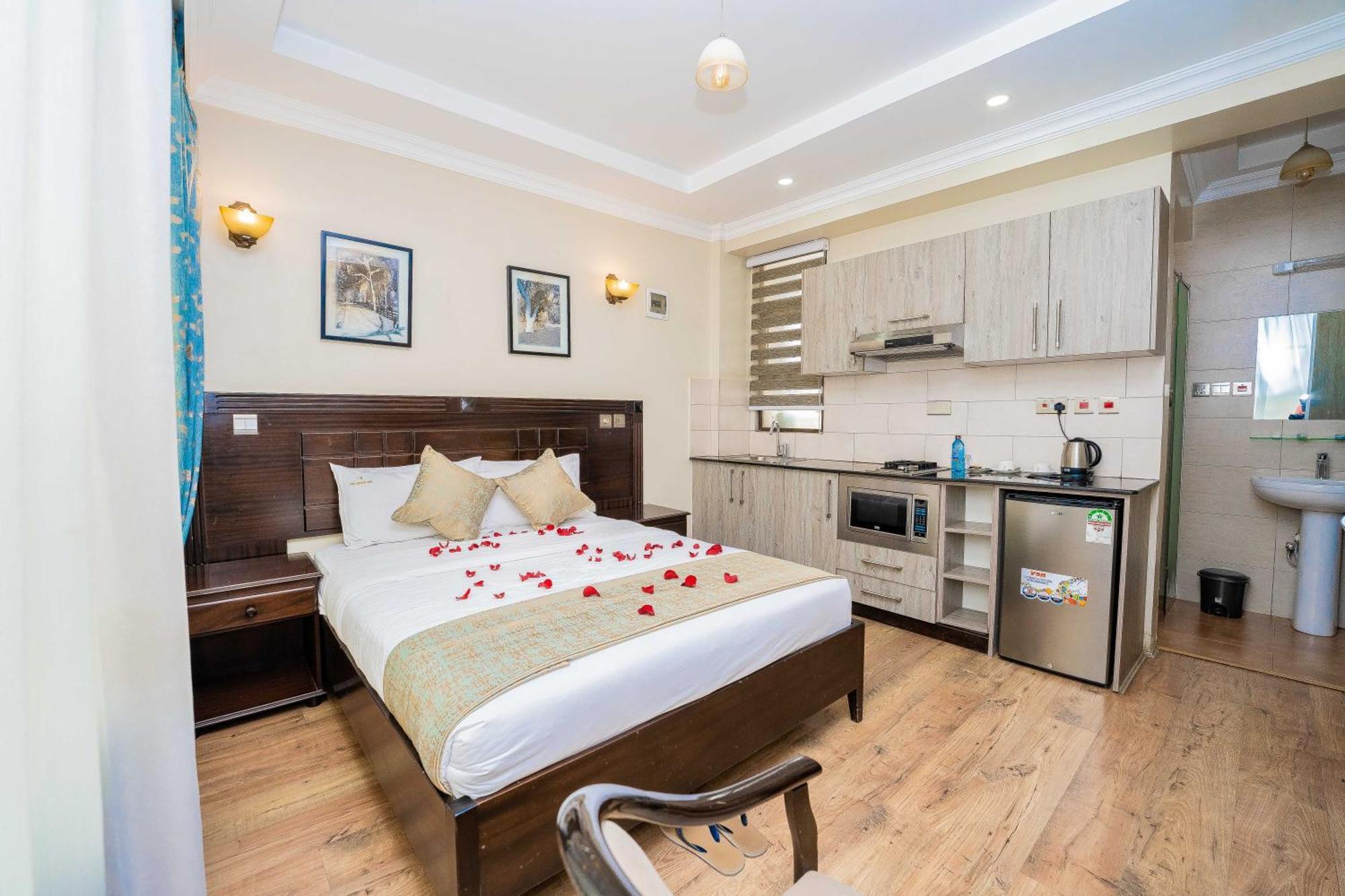 Hemak Suites Hotel Nairobi Buitenkant foto