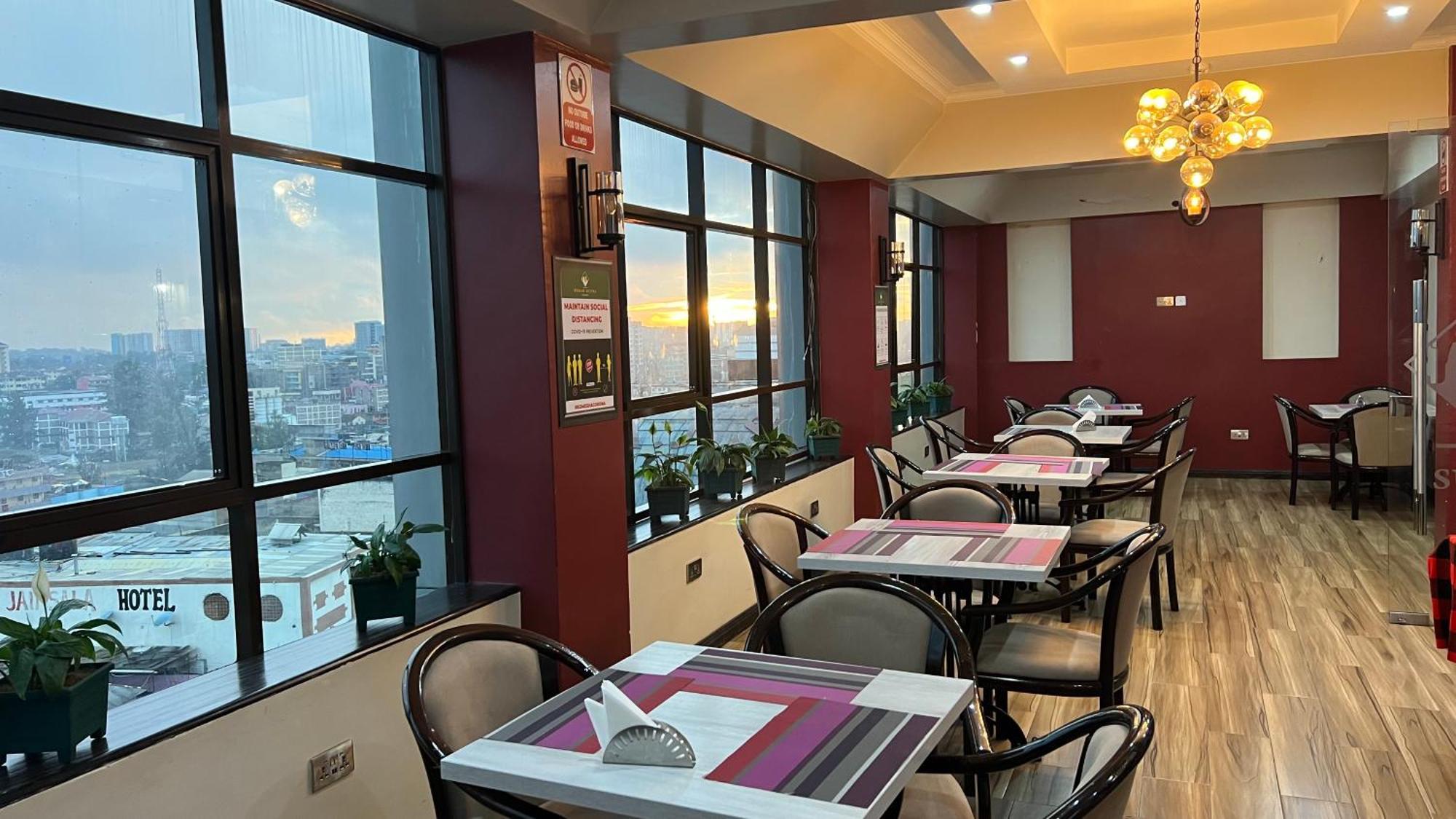 Hemak Suites Hotel Nairobi Buitenkant foto